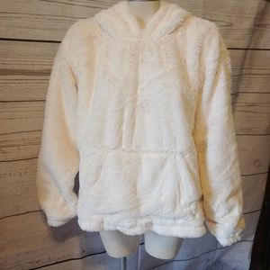 Forever 21 Faux Fur Cream Color Front Pocket Soft